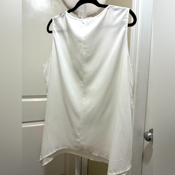 BloomChic Plus Size 2XL Elegant White Lace Tank Top  us18-20 - Picture 2 of 5